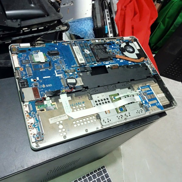 Thay cell, sửa pin laptop Quận 12 phục hồi