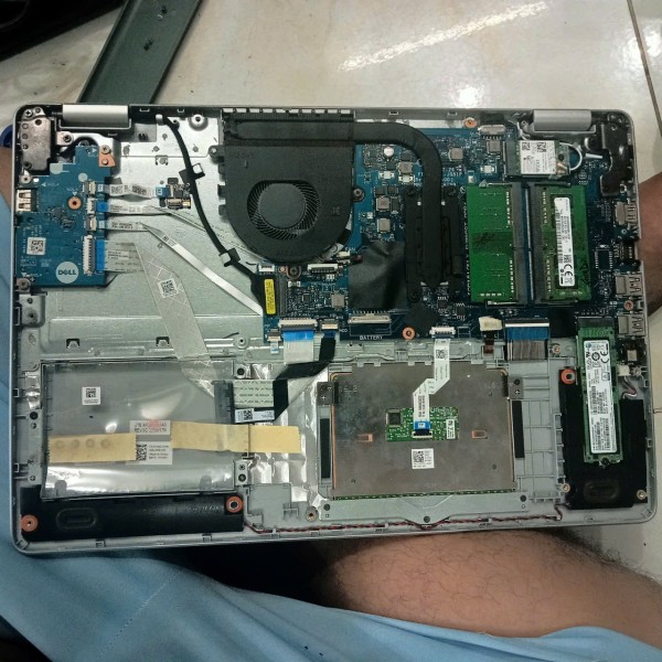 Dịch vụ thay pin laptop Quận 9