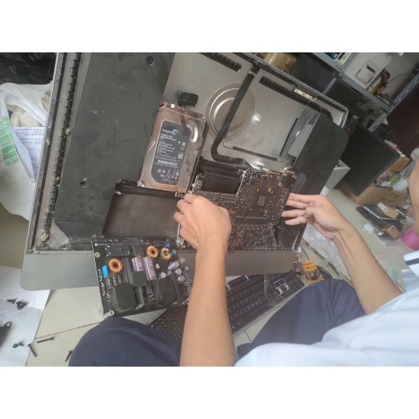 Vệ sinh máy tính Quận Phú Nhuận (PC Laptop)
