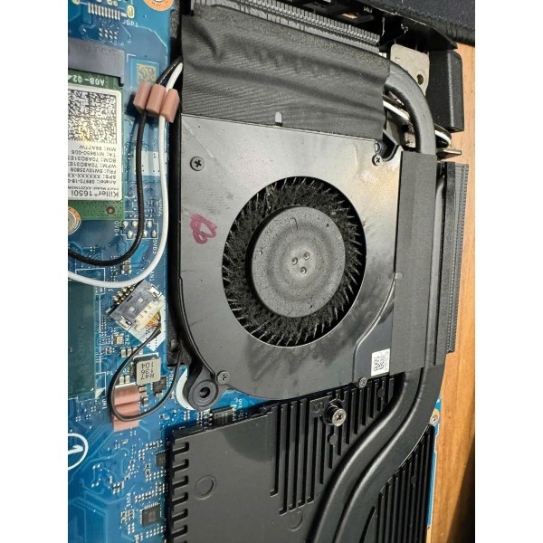 Dịch vụ thay pin laptop TPHCM